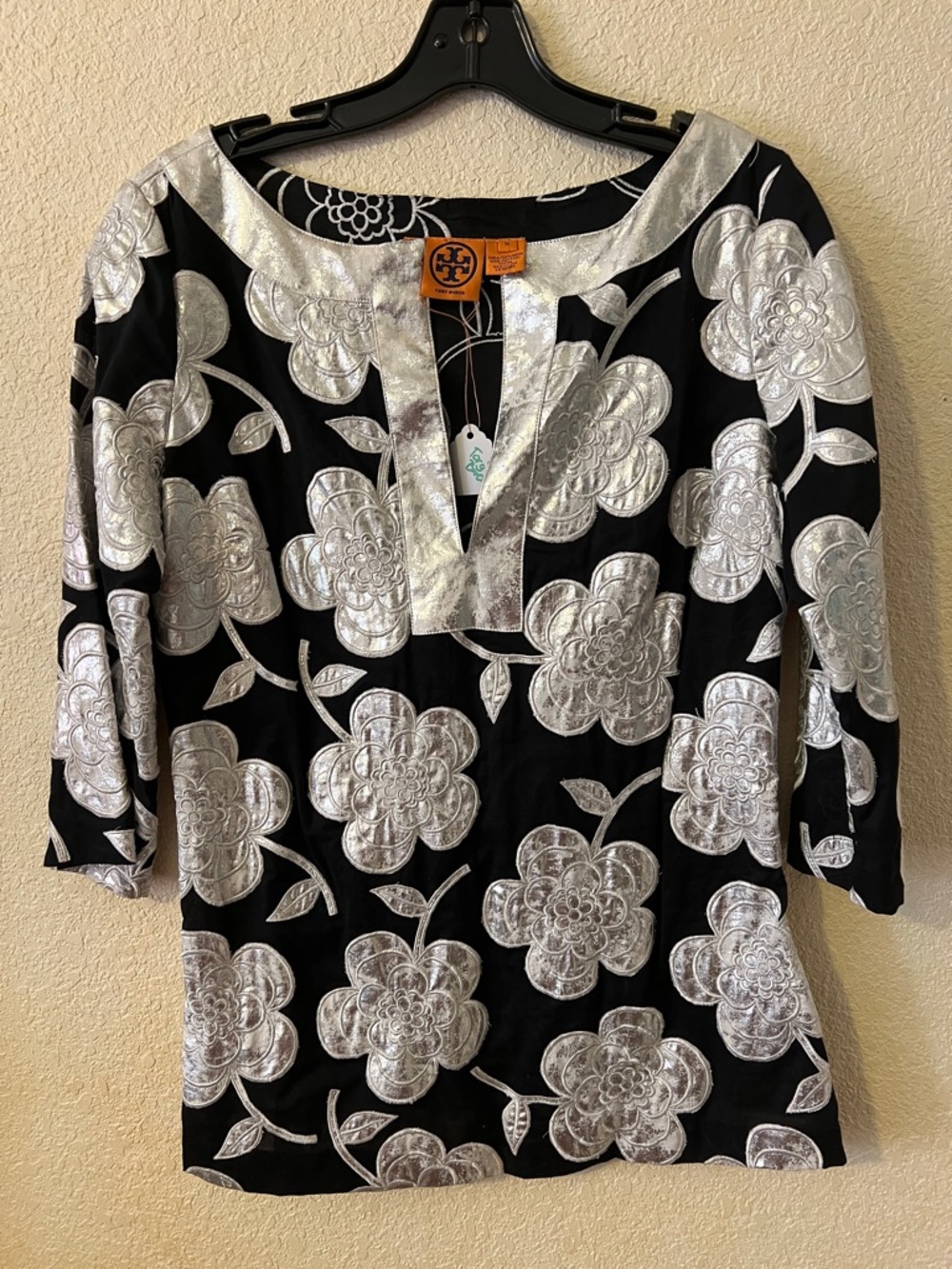 Tory Burch Black And silver metallic tunic Women’s size 10